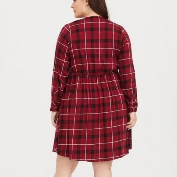 TORRID Red & Black Plaid Mini Challis Shirt Dress - Picture 4 of 16
